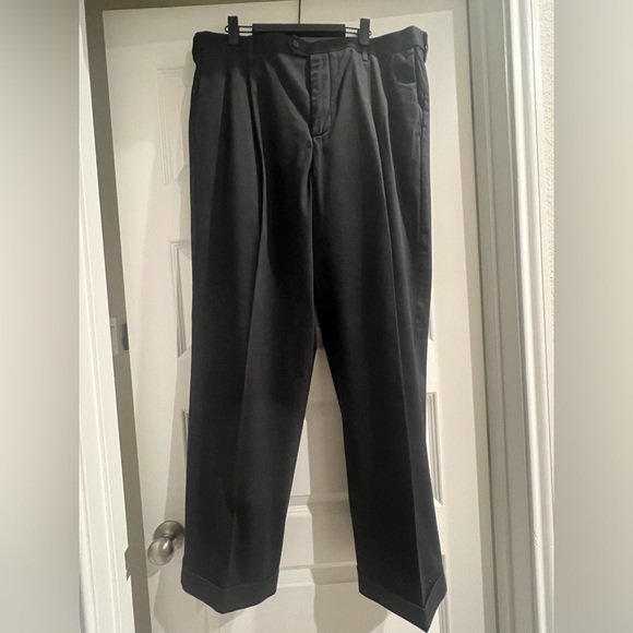 Croft & Barrow, 38x32, Black khaki Pants, Pleats and cuffs - Picture 1 of 5